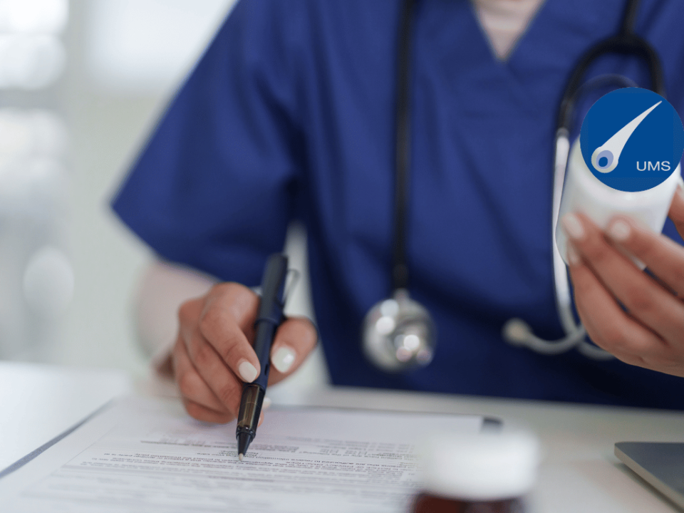 Crecimiento capilar tras la técnica FUE: guía médica de evolución y expectativas